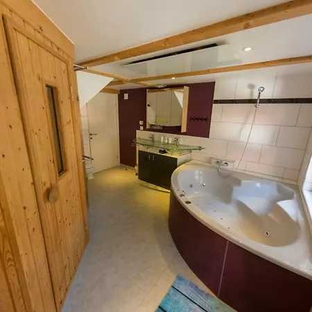 Apartment 1752 *